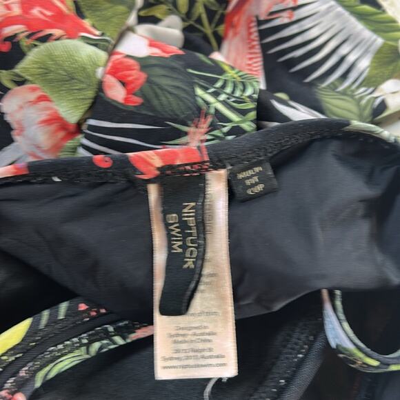 Nip tuck Swim tropical floral and bird print one piece swimsuit, size 10 - Picture 7 of 9